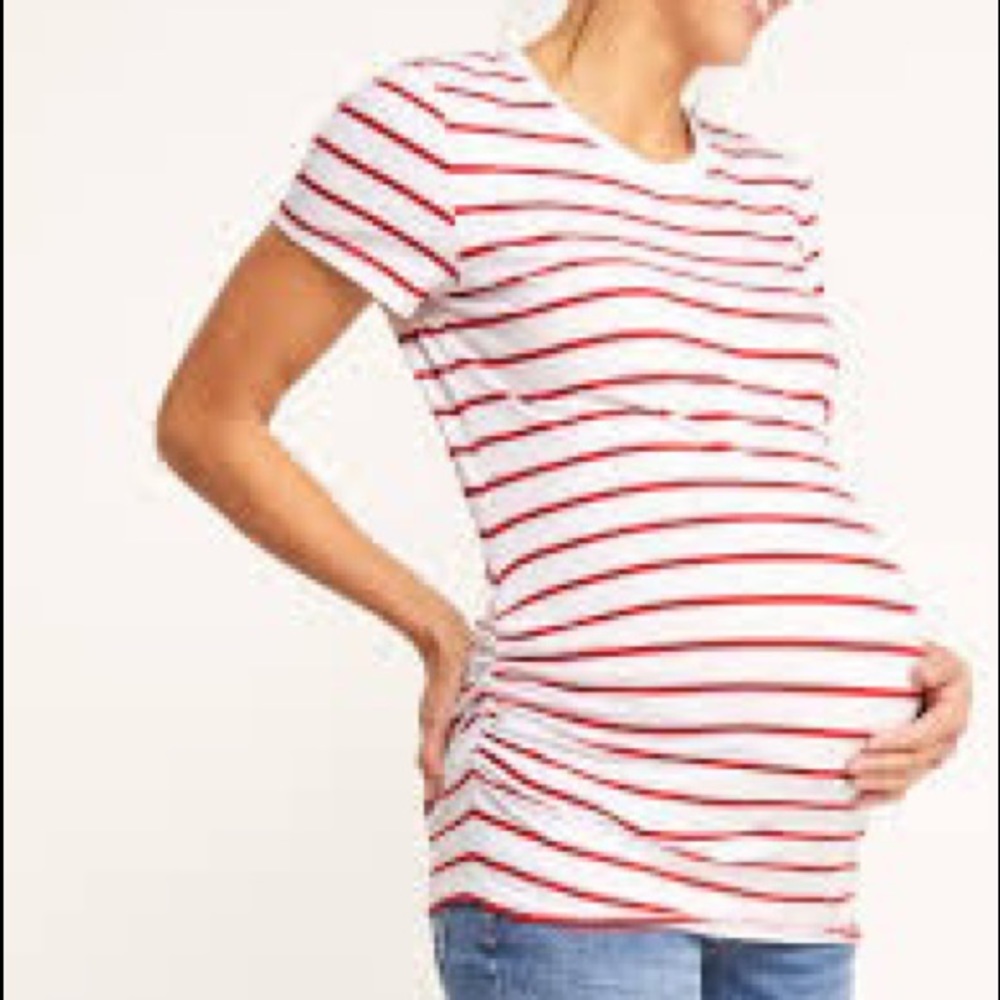 Maternity - Old Navy crew neck T-shirt